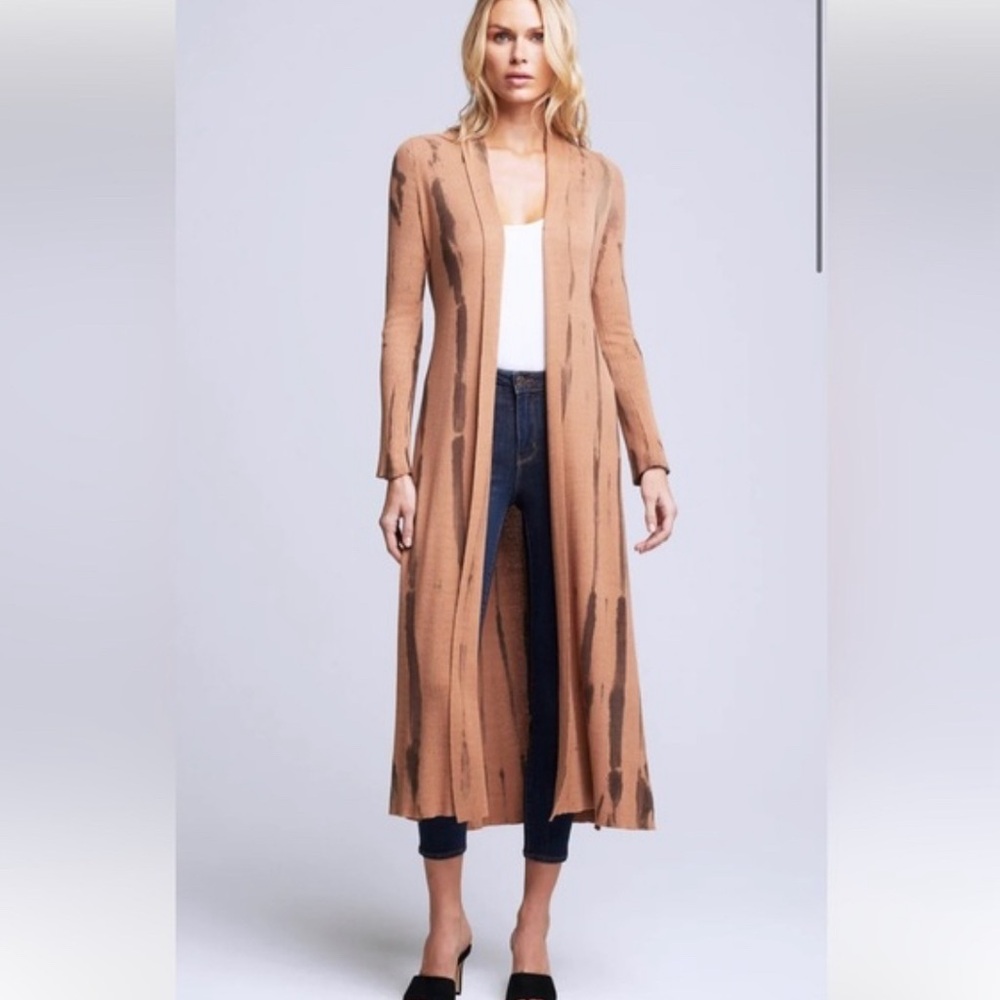 L’Agence Mahika sweater - NWT